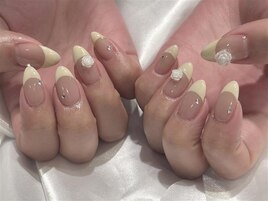ワンホンフレンチネイル ¥10,615
