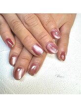 ドットビー(.Bee)/