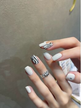 ジィール 那覇泉崎店(JIIL)/シンプルデザイン