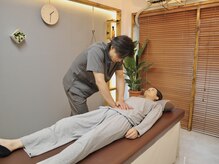 グレイ(GRAY)/新宿 肩こり 整体 小顔 腰痛 顔