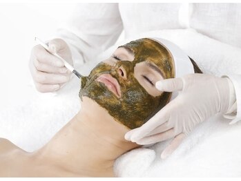 ブリエ(briller)の写真/剥離なしハーブピーリングで、加工いらずの素肌美へ！自分史上最高の透明感を手に入れよう☆