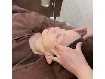 サロンドシャルム(Salon de charme)/人気の美肌コース