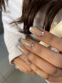 ムーイ 外苑前(mooi.)/hologram × beige