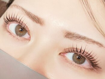 フランキンセンス 八千代緑が丘店の写真/【大人気まつ毛パーマ★デザイン豊富&ダメージレス】お好みや目の形に合わせて最適なデザインをご提案♪