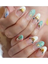 プチブラン(Petit Blanc)/お客様ネイル画像