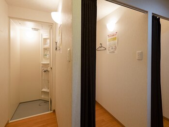 貴宝石岩盤浴ホットヨガスタジオ ぷりずむ/シャワールーム☆