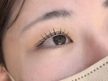 ネオリーブ ウリ(Neolive uri)/パリジェンヌラッシュリフト