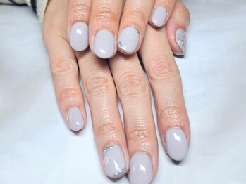 グレージュ×ワンポイント輝き