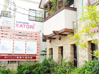 湯河原駅徒歩2分☆隣には喫茶店がございます！