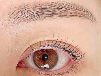 アンド モア 清澄白河(&MORE)の写真/一人ひとりの骨格に合う、ナチュラル上品な仕上がり◎白を基調とした清潔感のある店内で癒しのひと時を♪