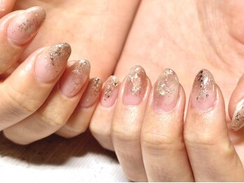 トレス ネイルサロン(3.tres.Nail Salon)の写真/落ち着く空間で至福のひと時を♪大人向けのニュアンスネイルやフェミニンなデザイン多数☆【吉祥寺駅3分】