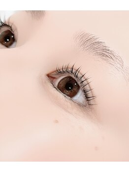 ボーンブライト(BORNBRIGHT)/