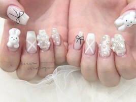 フェミニンネイル