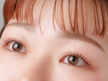 ヴァンアイラッシュ(VINGT eyelash)/同時施術 まつげパーマ