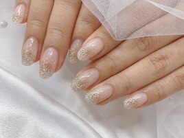 シンプル華やかなラメグラ