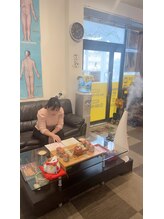 パンダてもみ本舗/待合スペース