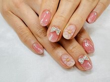 ユリシスネイル(ULYSSES NAIL)の雰囲気（春はお花ネイル◎）