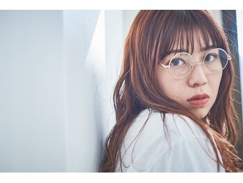 リア 越谷店(lia)/ナチュラルデザイン〈glee越谷〉