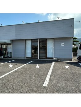 アイスタイル ビビ(Eye Style BiBi)/【サロン駐車場】