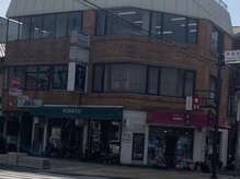 フィエルテ(Fierte)/こちらのビル3Fにございます。