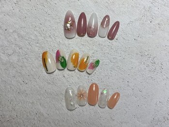 ジェルネフェル(LaDjernefer)の写真/【完全個室サロンで指先を華やかに彩る★】理想のデザイン教えてください！これからは一味違ったネイルを＊