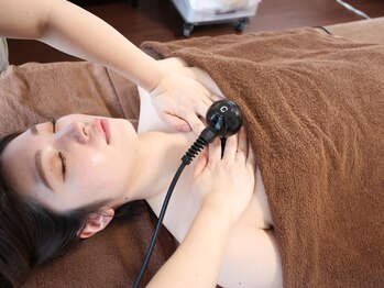 エソール(essor)/デコルテ美人/バストアップ