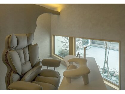 エルメ(ELUME)の写真