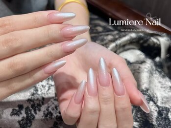ルミエール ネイル モンナカ(Lumiere Nail Monnaka)/オンブレフレンチ/冬ネイル