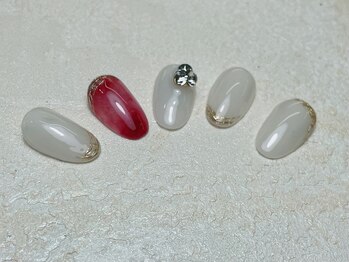 メオネイル(MEO NAIL)/ホワイト×レッドのネイル