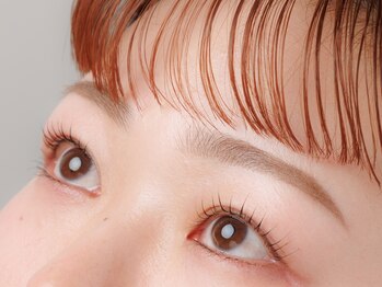 ヴァンアイラッシュ(VINGT eyelash)/同時施術 まつげパーマ