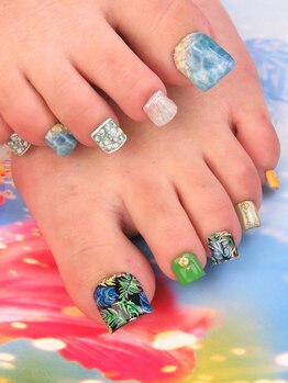 カラーズ(colors)/