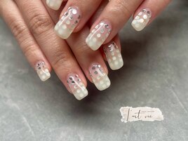 シンプルアート×ホログラム