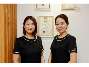 エターナルビューティー 各務原店(ETERNAL Beauty)/テラボーラーで表情筋トレ♪