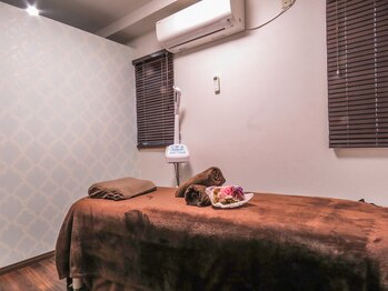 トータルケアーサロン アクア 時津(AQUA)/施術室２