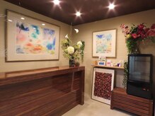 サロン ド アクア(SALON de AQUA)の雰囲気（フロント）