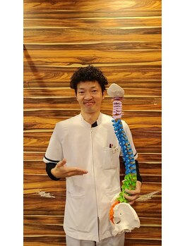 茨木ゆがみ整骨院/背骨のゆがみ