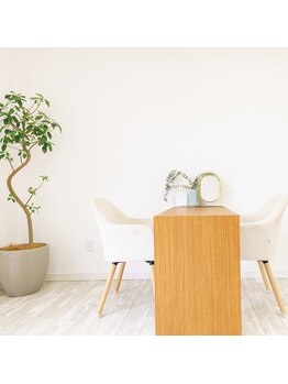 アイスタイル ビビ(Eye Style BiBi)/