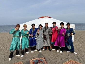 モンゴル式リラクゼーション　癒しのおうち/WESTのメンバーとロケ