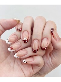 フレンチネイル　ドットネイル