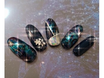 ネイルサロンシャネイル/イルミネーションネイル