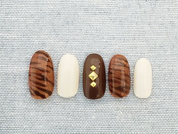 ラウレア(Laule'a)/定額Design ゼブラ