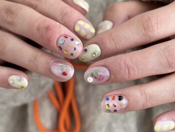 ルーナ 新発田店の写真/100色以上のカラ-や豊富なパーツをご用意☆あなただけのデザインを(^^)イベント前もルーナにお任せ下さい☆