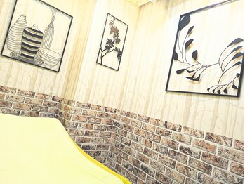 フットルーム プラナ 名駅店/イス席