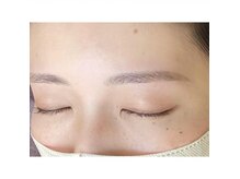 ビューステージ アイブロウサロン 松山/平行アーチ眉（間引きあり）