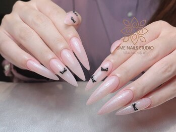 ウメネイルスタジオ(UME NAIL STUDIO)/長さだしやり放題×つけ放題
