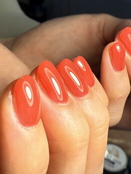 ミリアネイル 成城(Miliea nail)の写真/【フォルム重視でモチも抜群】シンプルでも指先を美しく魅せるこだわりフォルムで上品仕上げいたします♪