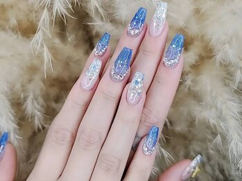 ローラネイル(Roller nail)の写真/【ハイセンス・トレンド感満載◎】大人可愛い～華やかデザインまで幅広く対応！ブライダルネイルもお任せ♪