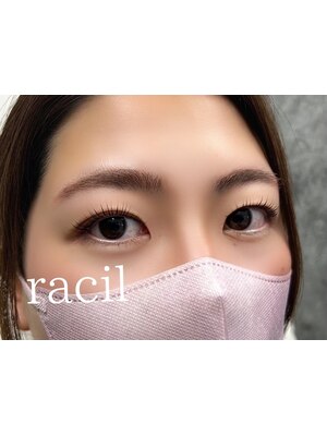 まつげパーマ・エクステ専門店　racil by rest plus 可児店 【ラシル】