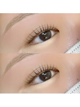 ディーズサロン(D's SALON)の写真/≪フラットラッシュ/ラッシュリフト導入店≫根元から立ち上げることでモチUP&自然なパッチリEyeに◎