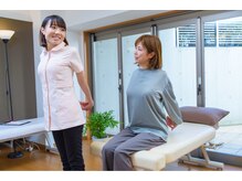 骨盤矯正 姿勢矯正 ジェーズメディカル整体院 川崎(J's)/「１１」姿勢調整体操も教えます